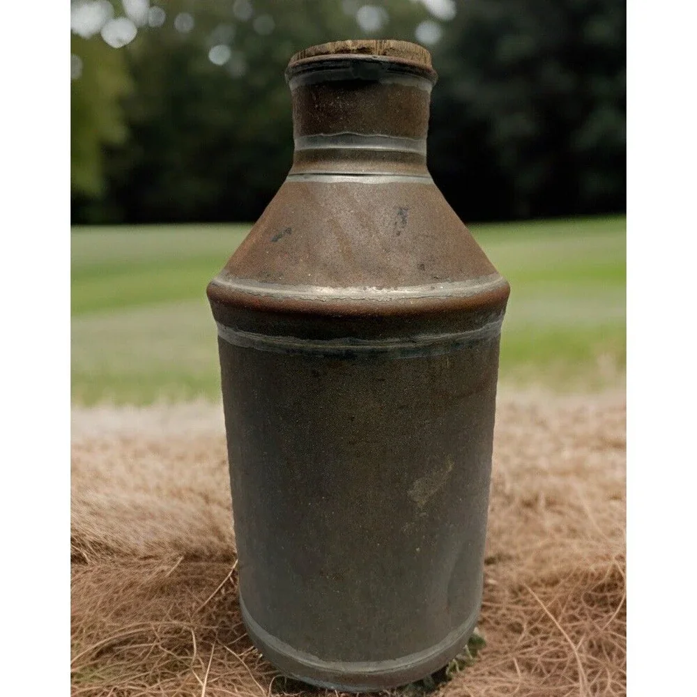 Antique early 1900’s metal milk can original wooden stopper farmhouse rustic 17”